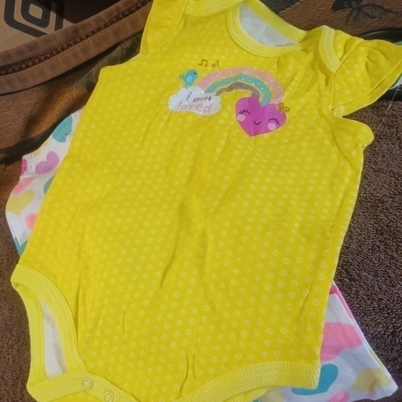 Small Wonder Other - 🍼Small Wonder Girls Printed 2Pc. Set 3-6M